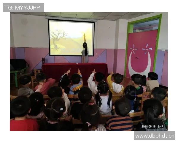 《灰熊生态与行为研究：探讨灰熊在自然界中的生存智慧与保护现状》